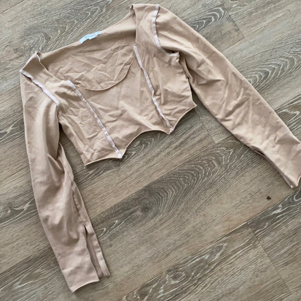 Missguided raw edge crop top